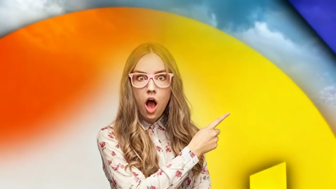 Una persona con espressione sorpresa punta il dito contro uno sfondo colorato che ricorda fenomeni meteo