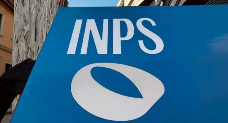 Insegna blu dell'INPS all'esterno di un edificio
